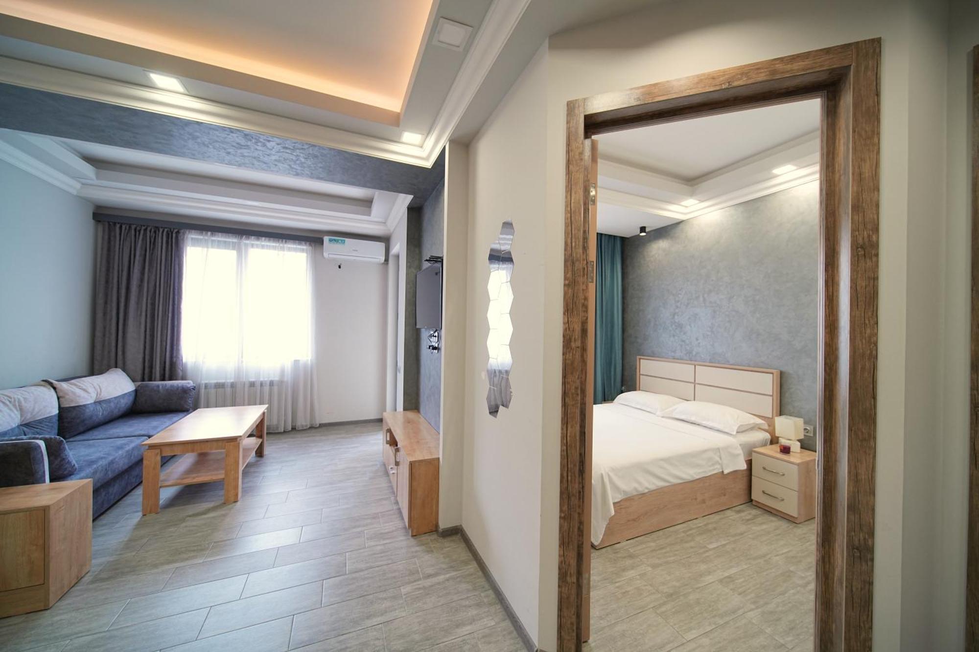 יירבאן Cozy Apartments In The City Centre By Sweet Home מראה חיצוני תמונה