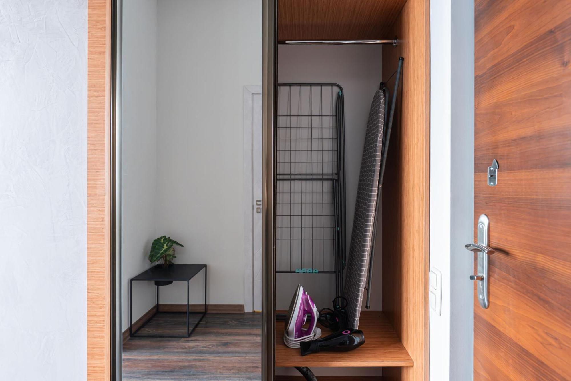 יירבאן Cozy Apartments In The City Centre By Sweet Home מראה חיצוני תמונה