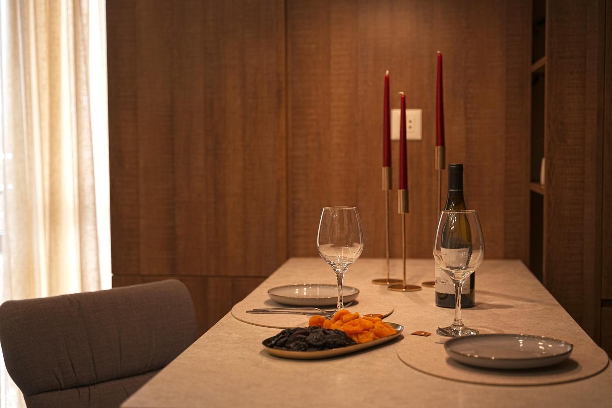 יירבאן Cozy Apartments In The City Centre By Sweet Home מראה חיצוני תמונה