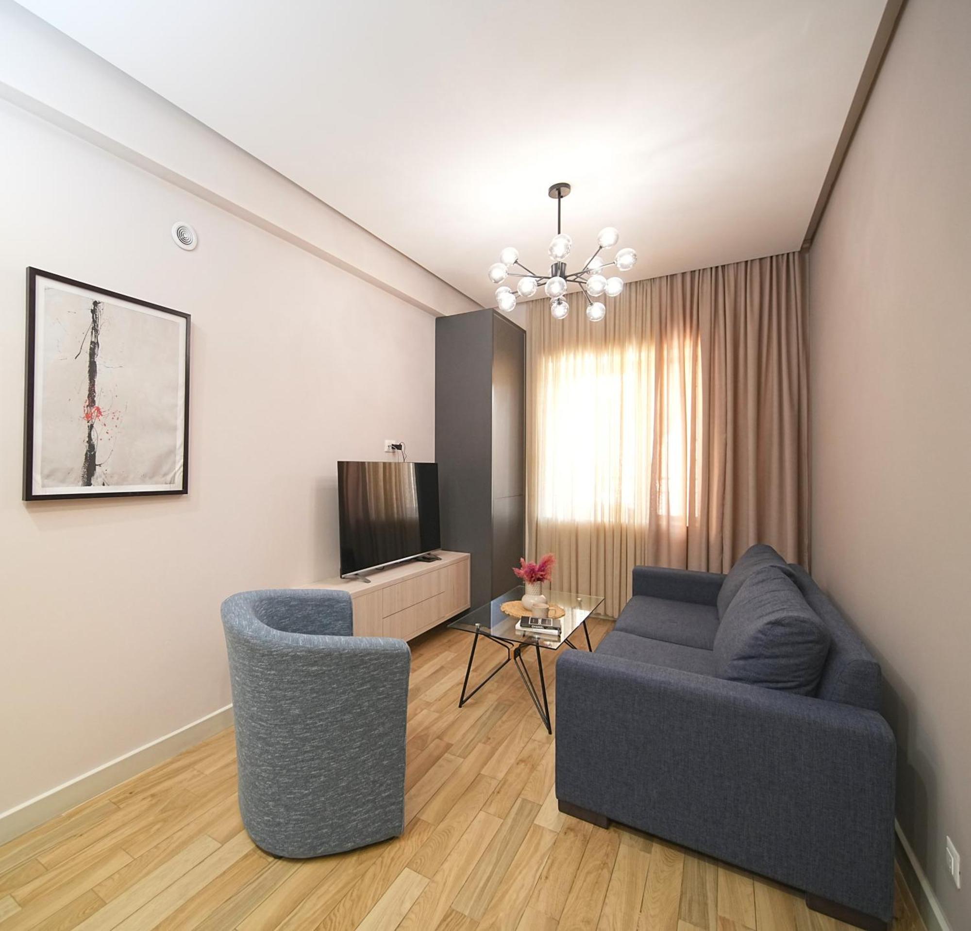 יירבאן Cozy Apartments In The City Centre By Sweet Home מראה חיצוני תמונה